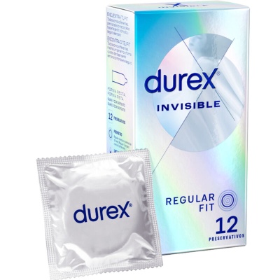 Embalagem de preservativos Durex Invisible com uma embalagem individual prateada à frente