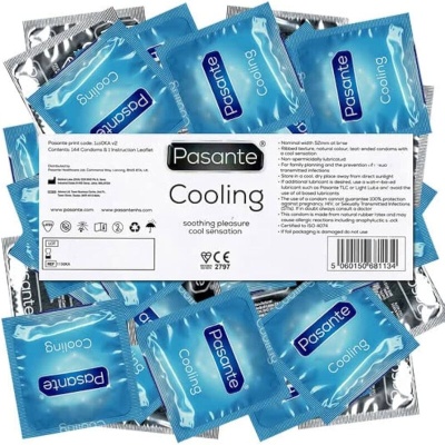 Pacote azul de preservativos Pasante Cooling com preservativos em invólucros azul claro e prateados
