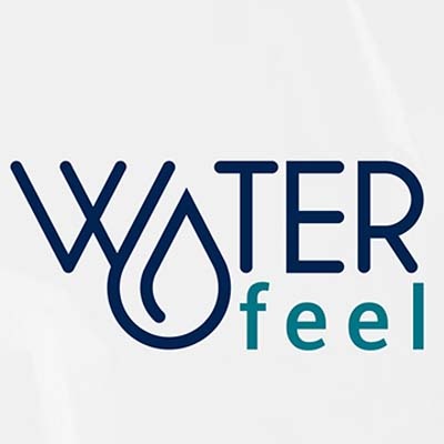 Logótipo com a palavra WATER feel e gota d'água estilizada