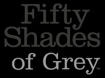 Texto 'Fifty Shades of Grey™' em fundo preto