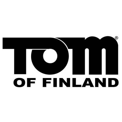 Logótipo preto e branco com texto 'TOM OF FINLAND' em letras maiúsculas