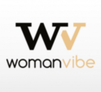 Logo com as letras W e V e o texto womanvibe