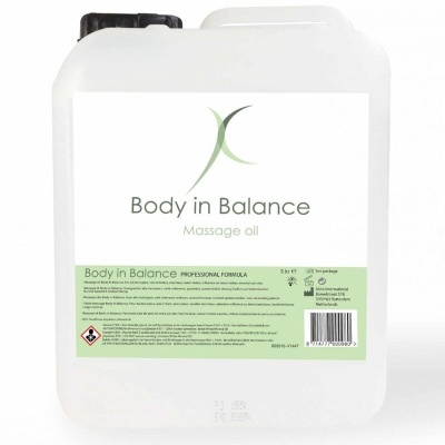 Recipiente plástico branco de 5 litros com óleo de massagem Body in Balance e etiqueta verde