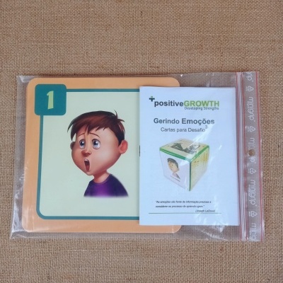 Cartas educativas de emoções e folheto em saco plástico transparente