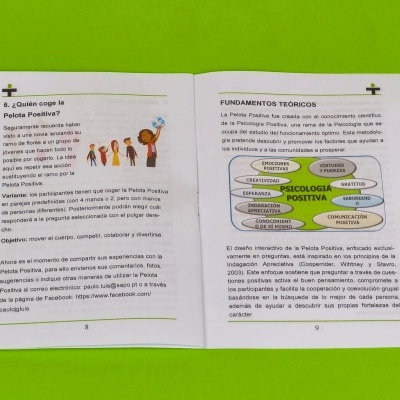 Livro aberto com texto e ilustrações coloridas sobre Psicología Positiva