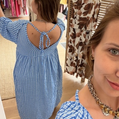 https://www.paprika.pt/product/vestido-vicho-backless