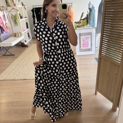 https://www.paprika.pt/product/vestido-camiseiro-bolinhas