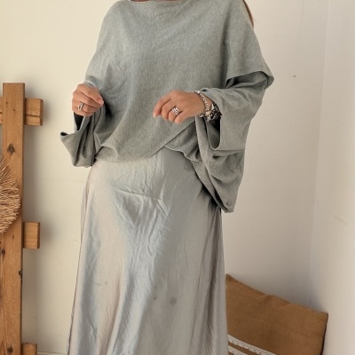 https://www.paprika.pt/product/vestido-conjunto-cetim-malha