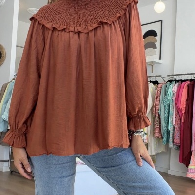 https://www.paprika.pt/product/blusa-2-em-1