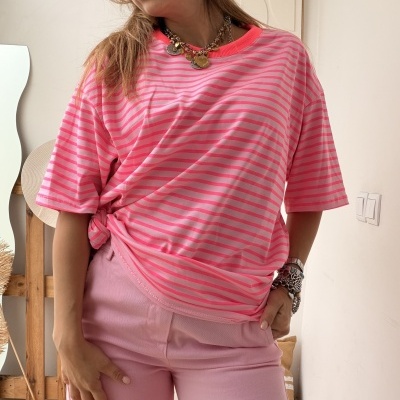 https://www.paprika.pt/product/t-shirt-riscas-neon