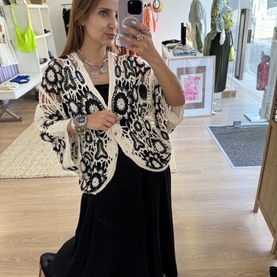 https://www.paprika.pt/product/casaco-manga-morcego-crochet