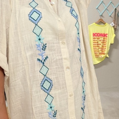 https://www.paprika.pt/product/vestido-bordado-viana