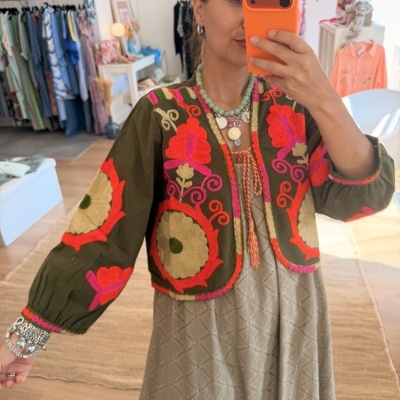 https://www.paprika.pt/product/bolero-bordado-boho