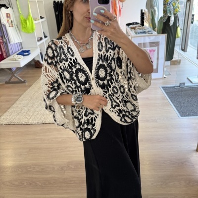 https://www.paprika.pt/product/casaco-manga-morcego-crochet