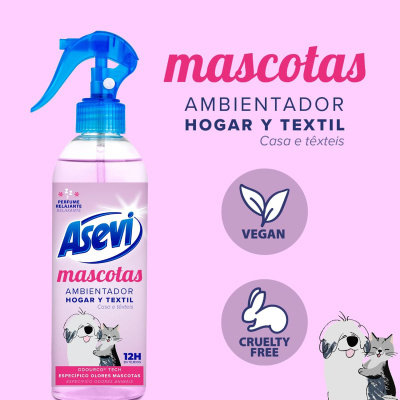 Frasco de ambientador rosa com pulverizador azul e texto em espanhol