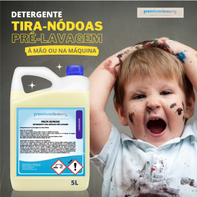 Frasco grande de detergente tira-nódoas junto a menino com mãos sujas de tinta