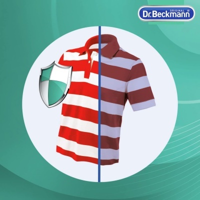 Camisa de polo às riscas vermelhas e brancas dividida ao meio com escudo e logotipo Dr. Beckmann