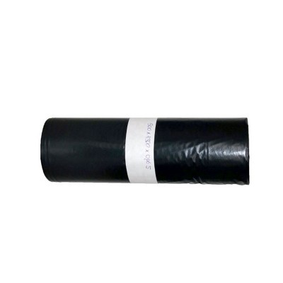 Rolo de saco de lixo preto com etiqueta branca