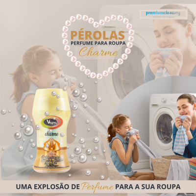 Perfume para roupa Vapa Charme amarelo com laço dourado e fotos de mãe e filha cheirando roupa