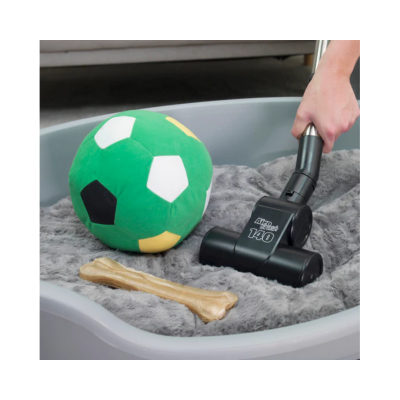 Cama para cão com almofada cinza, bola de futebol verde e osso de borracha, aspirador preto 'AirMax 140'