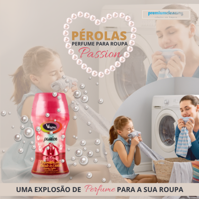 Perfume para roupa Vapa Passion vermelho com mãe e filha cheirando roupa