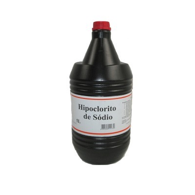 Frasco preto com rótulo Hipoclorito de Sódio 5L