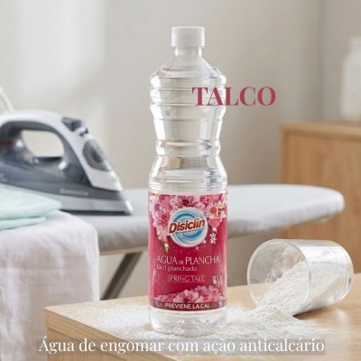 Garrafa de água de engomar Disiclin com rótulo rosa floral e copo com pó branco ao lado.