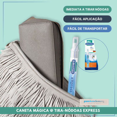 Caneta removedora de nódoas com carteira castanha e tecido bege com franjas em fundo azul claro