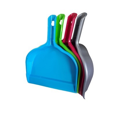 Conjunto de pázinhas de limpeza coloridas em plástico com cabo comprido