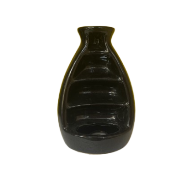 Vaso cerâmico preto com compartimentos em degraus