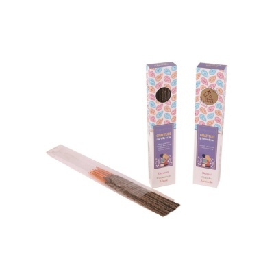 Pacotes de incenso Blissful Blends com padrão colorido e incensos soltos em embalagem plástica