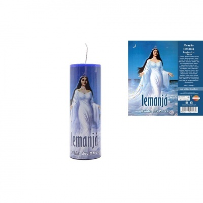 Vela azul com imagem de Iemanjá e texto impresso