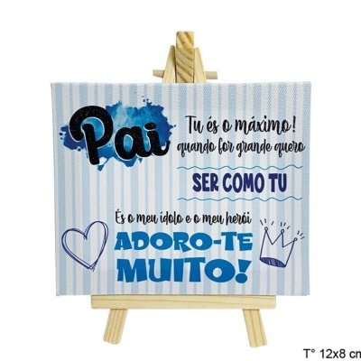 Quadro decorativo com texto em português para pai, fundo riscado azul e branco, com desenhos de coração e coroa, num cavalete de madeira