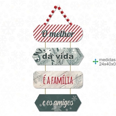 Placa decorativa em madeira com textos em português