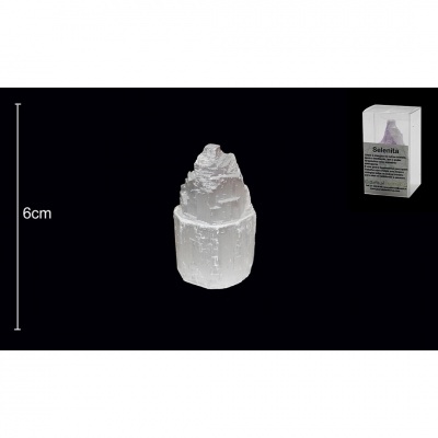 Cristal branco de selenita com caixa ao lado