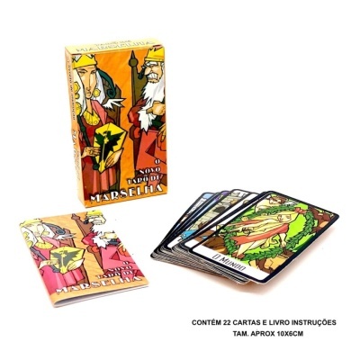 Conjunto de cartas de tarô e livro de instruções com caixa ilustrada em amarelo