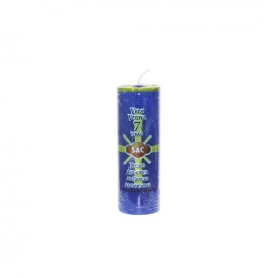 Vela azul com texto branco e amarelo, pavio no topo