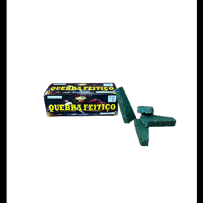 Pacote e bastões verdes do produto 'QUEBRA FEITIÇO' com embalagem preta e texto amarelo