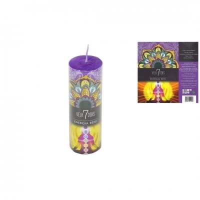 Vela aromática roxa com mandala colorida e embalagem com texto