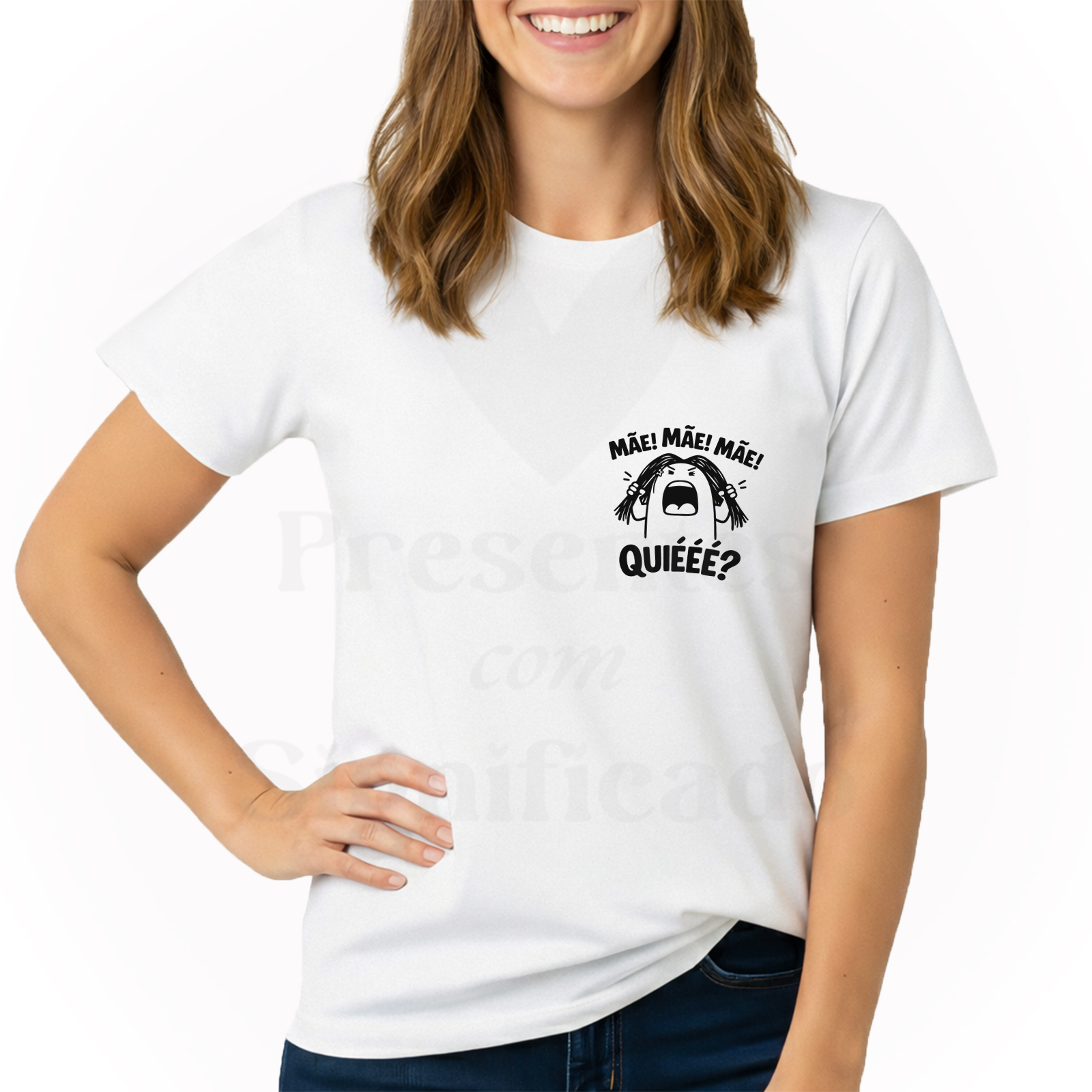 T-shirt Flork - Mãe, Mãe, Mãe...! Quiéeeeee? T-shirt branca com estampa preta e texto humorístico no peito