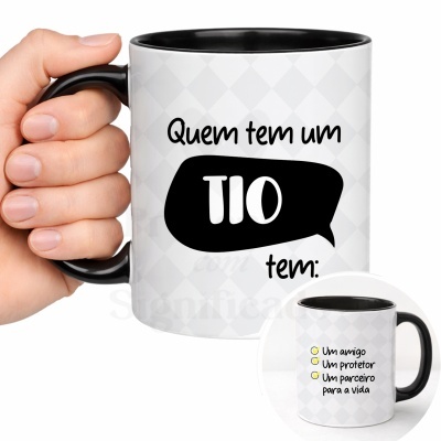 Caneca branca com padrão losango cinza claro e alça preta com texto em português sobre tios