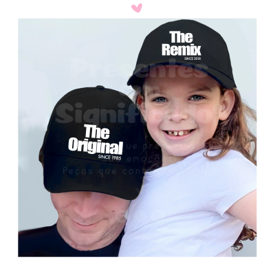 Bonés pretos com textos 