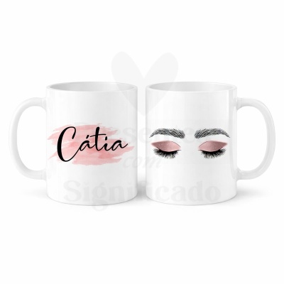 Duas canecas brancas com nome Cátia e olhos fechados desenhados