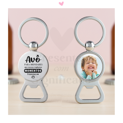 Chaveiros metálicos com abridor e personalização em texto e foto