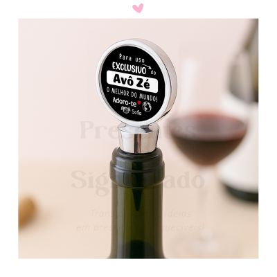 Tampa de garrafa personalizada para Avô Zé com texto em branco num fundo preto.