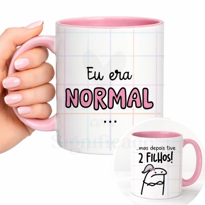 Caneca branca e cor-de-rosa com mensagens divertidas sobre ser mãe