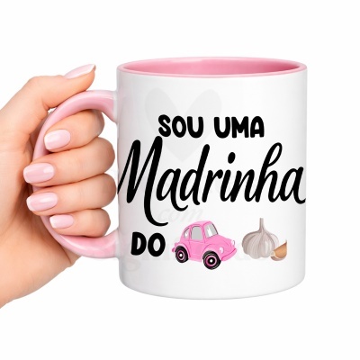 Caneca branca com interior e pega rosa e texto com emojis