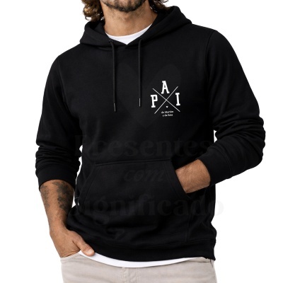 Sweatshirt preta com estampagem branca e capuz