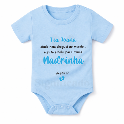 Body azul claro para bebé com texto personalizado para madrinha