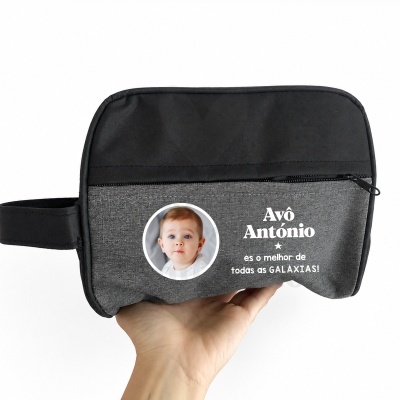 Necessaire preta e cinza personalizada com foto de criança e texto para avô